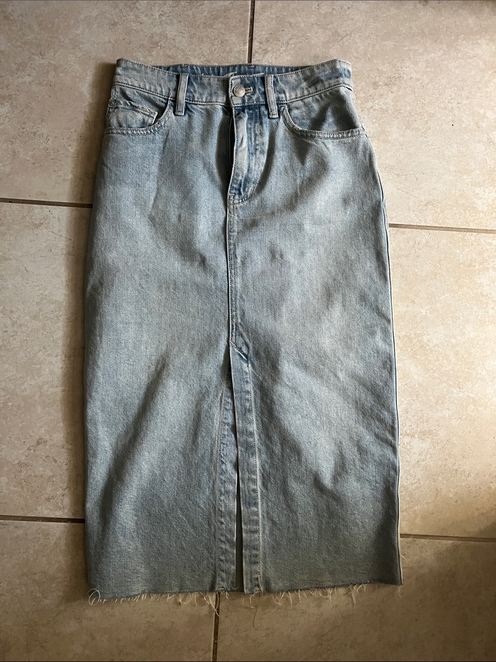 We the Free 26 Light Wash Denim Midi Skirt with Front Slit